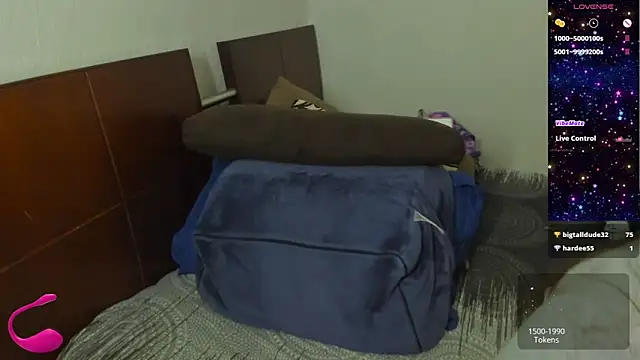 Chat XXX ao vivo de ella_harry