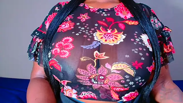 Chat XXX en directo de BERNINIBLUSHX89