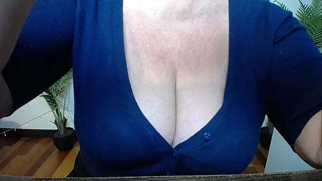 Chat XXX en directo de BlondyLeeBest