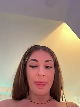 IsabellaEtthan Live XXX-Chat