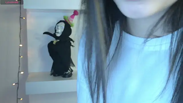 eva_sin18 Adlı Modelin Canlı XXX Sohbeti