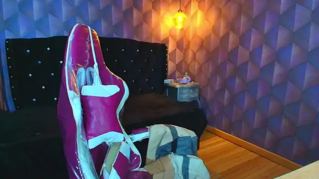 Živý XXX chat LiaHarryis