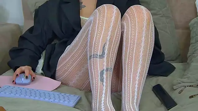 AlexandraBloom Adlı Modelin Canlı XXX Sohbeti