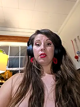 KittyWhispers webkamerás műsora