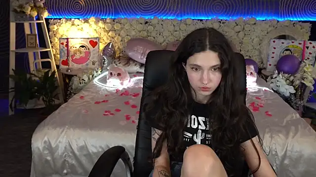 Chatroom XXX en direct de BabyFlowerr