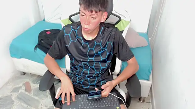 Liarr_ Live XXX Chat