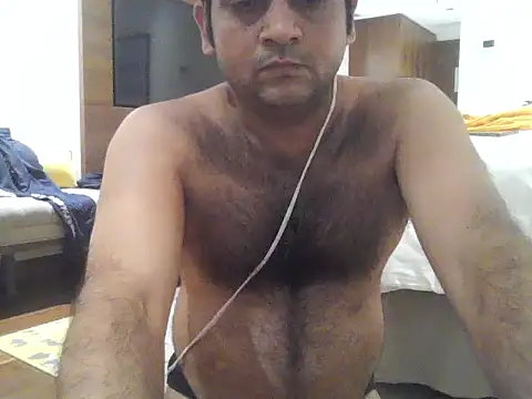 rarindam17 即時 XXX 聊天