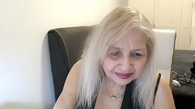 SusiLifeXXX's Live XXX Chat