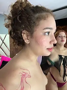 lana_rousse01 webkamerás műsora