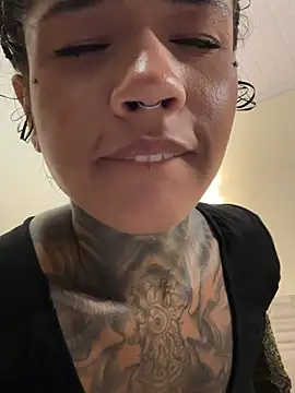 xbigpeachのライブXXXチャット