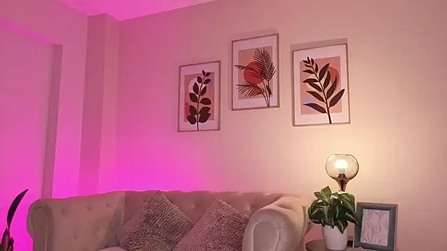 DahianaWalcott's Live XXX Chat