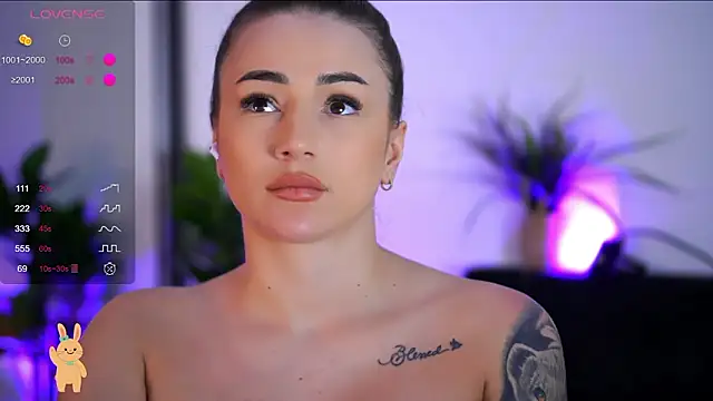 BabbyAisha 现场XXX聊天