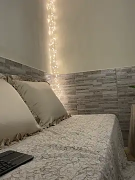 xbigpeach 现场XXX聊天