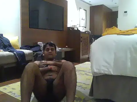 XXX chat uživo modela rarindam17