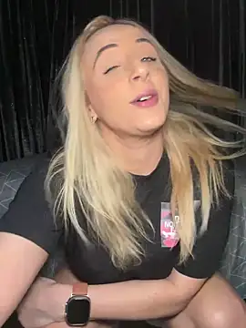 Strongqueen Live XXX-chat