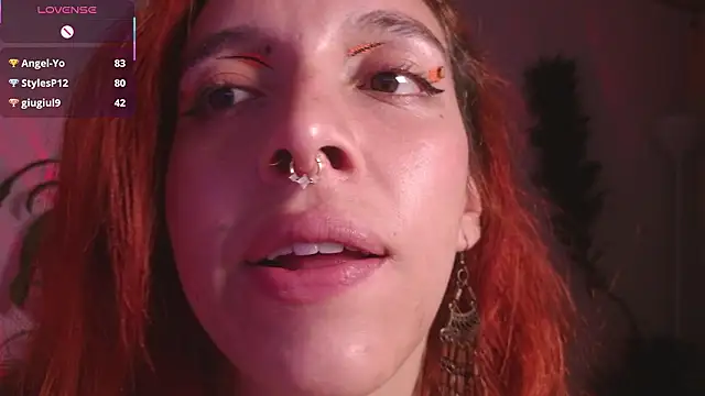 Chat +18 de bri_von_dhara__ ao vivo