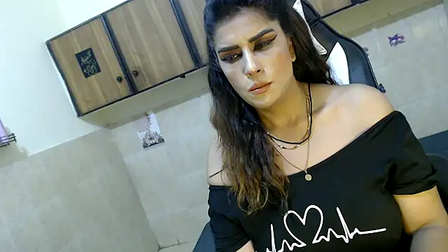 Chat +18 de Isabella_Martin ao vivo