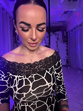 Онлайн чат XXX SofiaaMaria