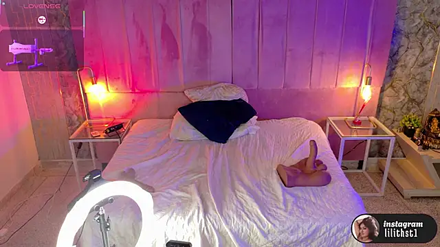 lilithst_ Adlı Modelin Canlı XXX Sohbeti