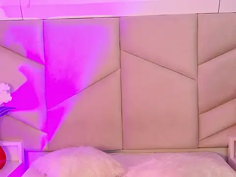 OliviaDiaz's Webcam Show