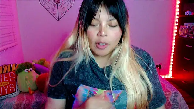 EllieMoonXのライブXXXチャット