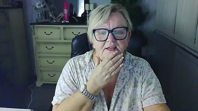 Chat XXX en directo de BridgetBlueEyes