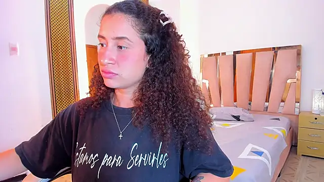 Živý XXX chat NoaMalak7