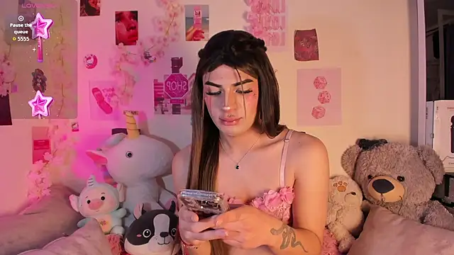 Iam_Emiily_のライブXXXチャット