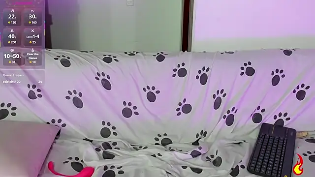 Živý XXX chat Nikki__uwu