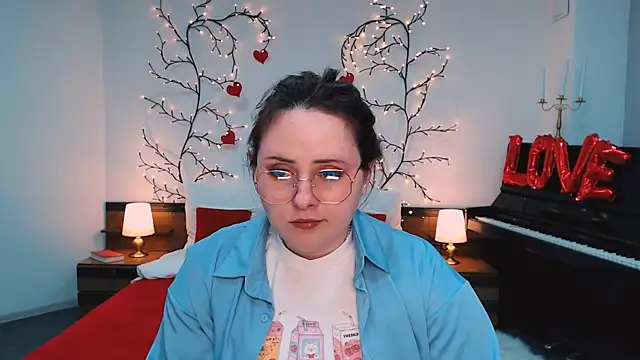 Hennessy_bunny Chat XXX live