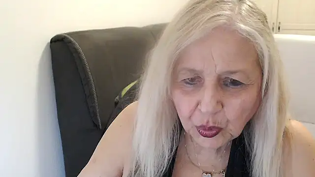 SusiLifeXXX Chat XXX live