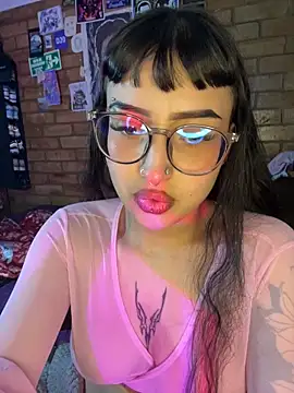 Chat +18 de Cintya_Kros ao vivo