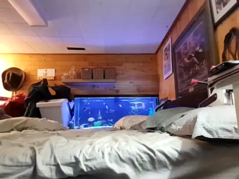 Ryan_and_Aurora 即時 XXX 聊天