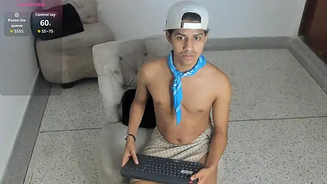 Victor_LatinBoy's Live XXX Chat