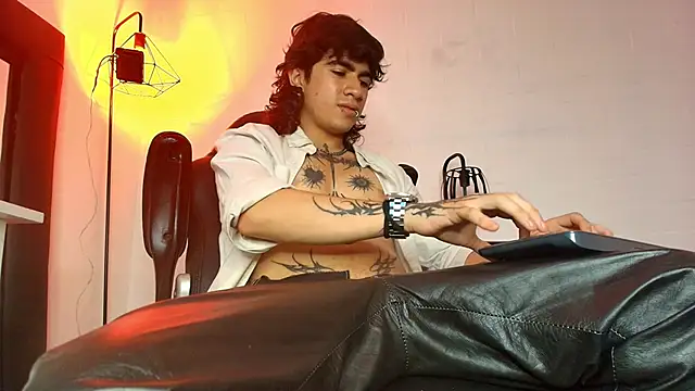 Axell_Kussh's Live XXX Chat