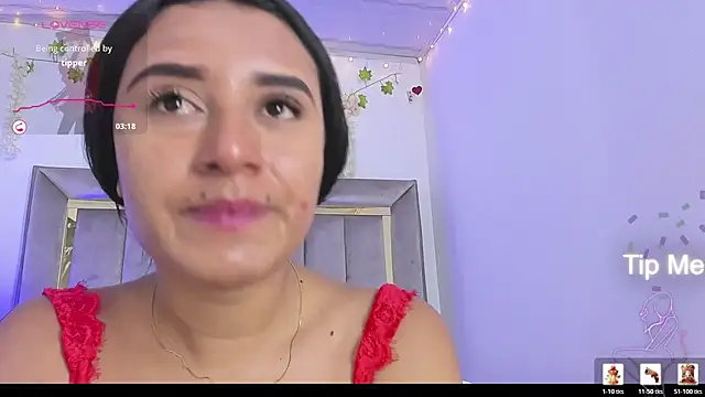 ScarlettVell 现场XXX聊天