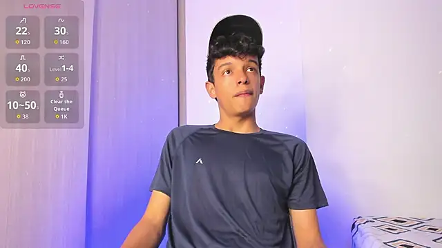 Show modela Maxfrost1 na web-kameri