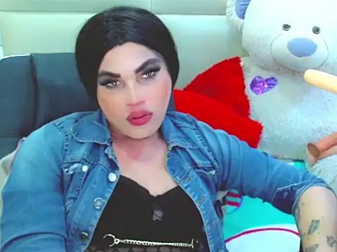 Chat XXX en directo de NharaBigCock