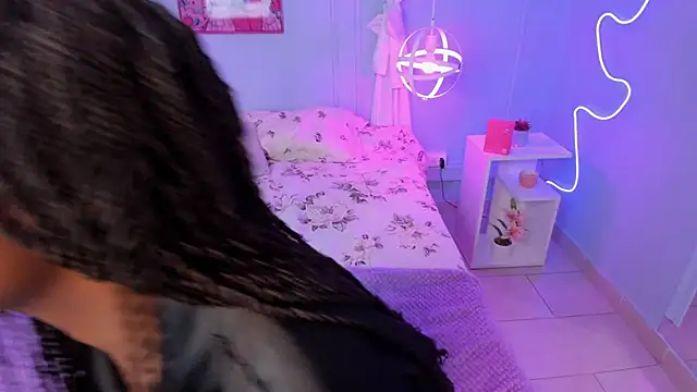 naomi_campell's Live XXX Chat