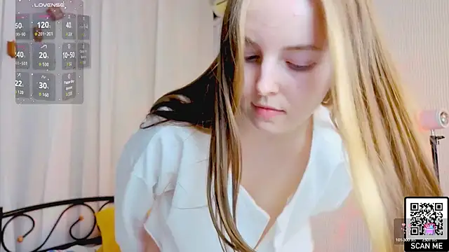 Pokazy przed kamerką – bae_cake_