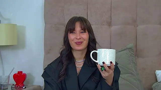 AlexandraBloom's Live XXX Chat