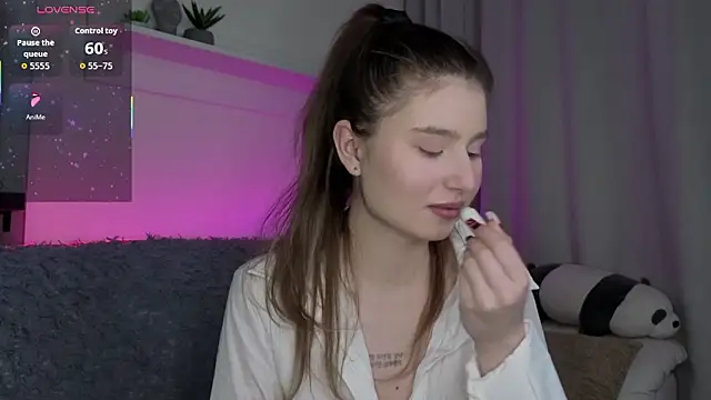 _Lua__ Chat XXX in diretta