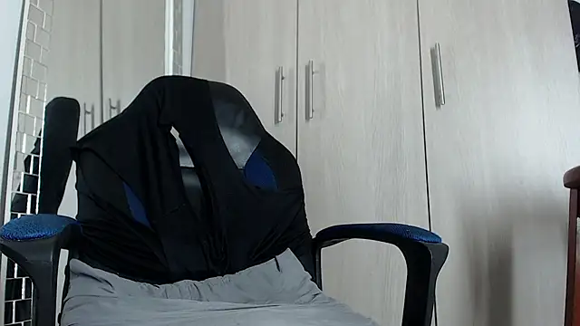 Pokazy przed kamerką – Nash_fit18