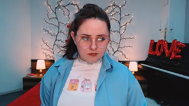 Chat +18 de Hennessy_bunny ao vivo