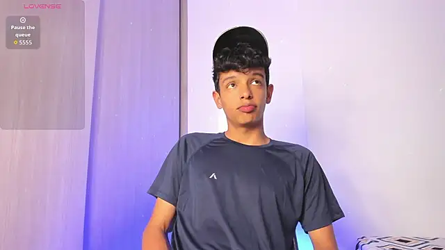 Maxfrost1 Live XXX-chat