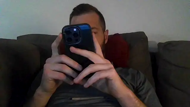 Chat XXX en directo de THE_CHEEKY_ALPHA