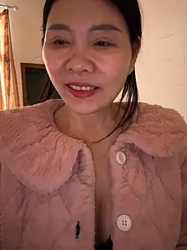 xiiuuff18 라이브 XXX 채팅