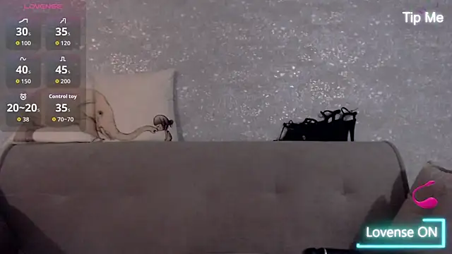 LillySquirtShot Chat XXX in diretta