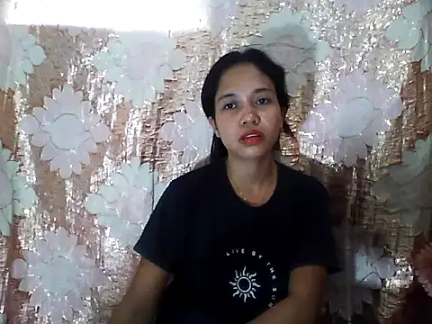 PinaySkinnyGirl Chat XXX live