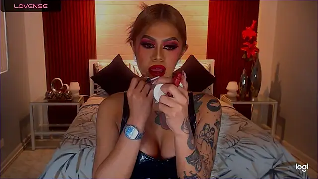 StellaStrong30's Live XXX Chat